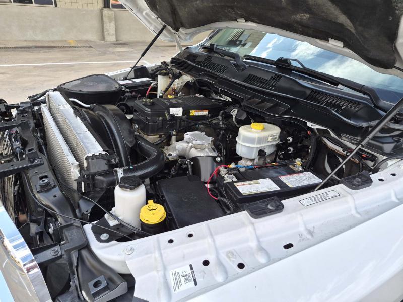 RAM 2500 SLT Crew Cab 4WD 2015