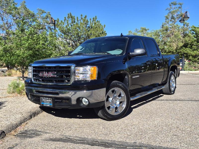 GMC Sierra 1500 SLE Crew Cab 2WD 2011