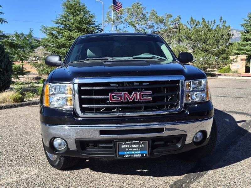 GMC Sierra 1500 SLE Crew Cab 2WD 2011