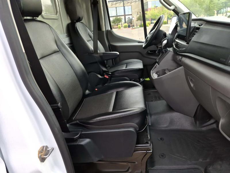 Ford Transit 250 Van Med. Roof 148-in. WB 2023