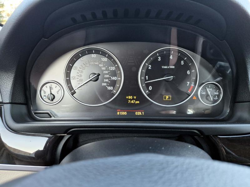 BMW 5-Series 528i 2011