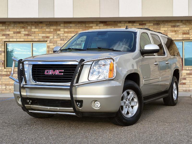 GMC Yukon XL SLT 1/2 Ton 4WD 2014