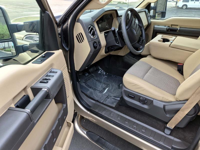 Ford F-250 SD XLT Crew Cab Short Bed 4WD 2012