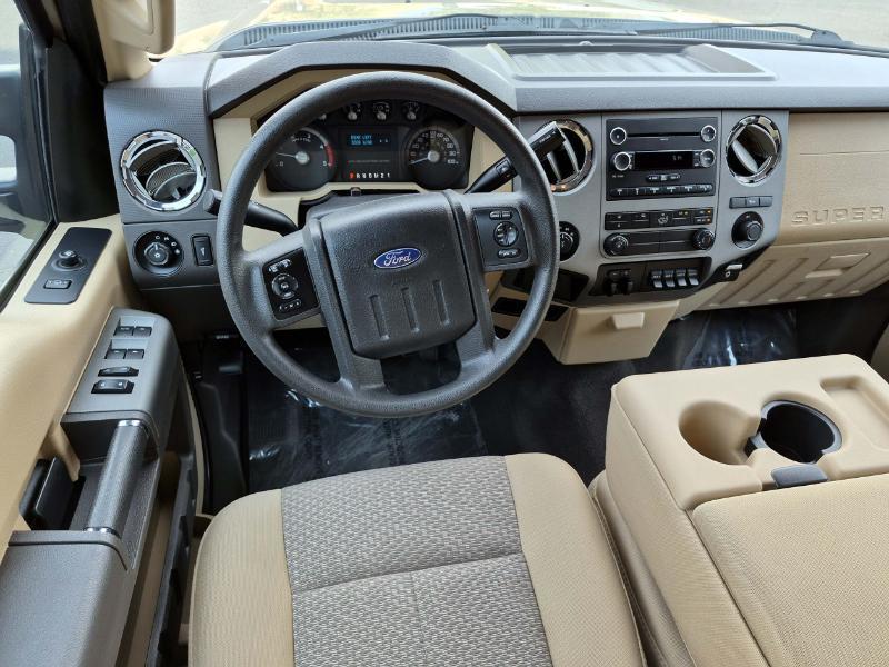 Ford F-250 SD XLT Crew Cab Short Bed 4WD 2012