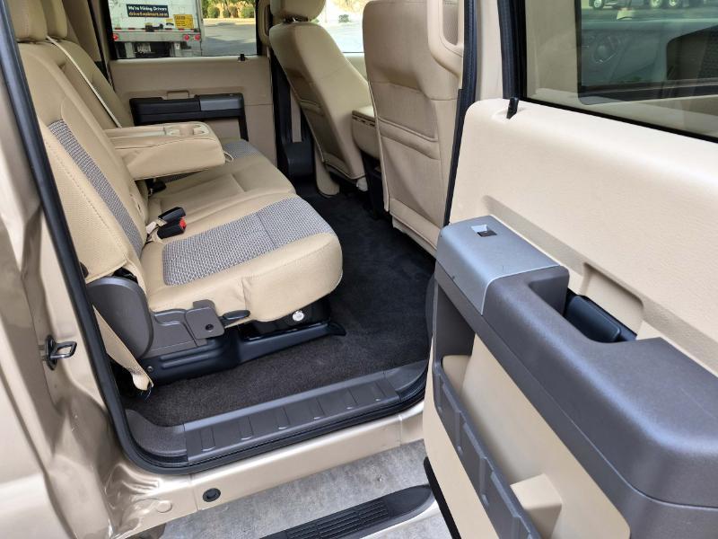 Ford F-250 SD XLT Crew Cab Short Bed 4WD 2012