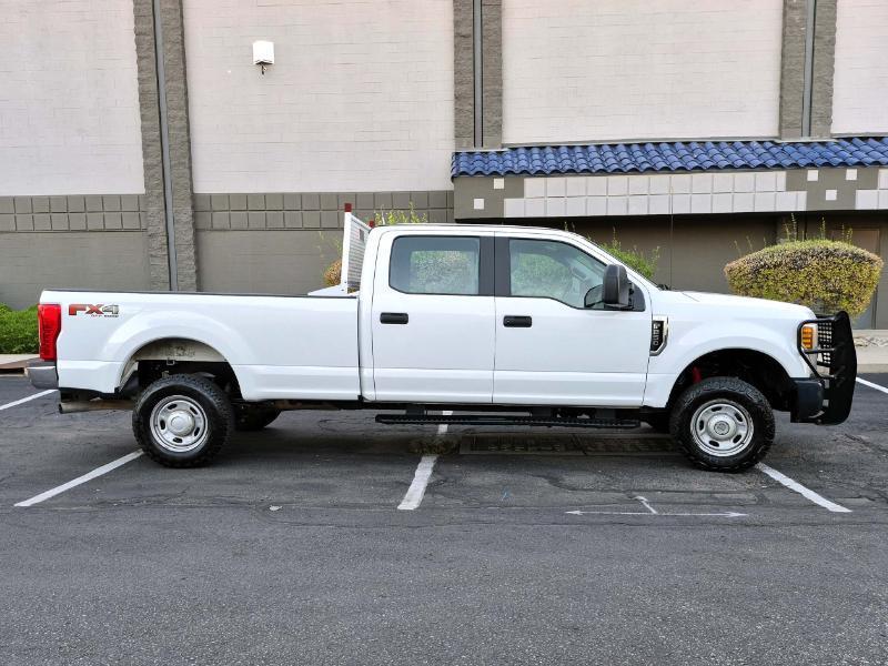 Ford F-250 SD XL Crew Cab Long Bed 4WD 2018