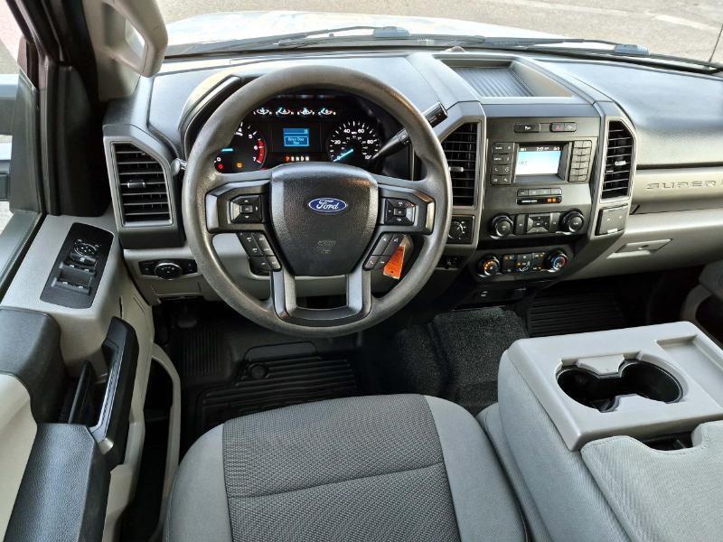 Ford F-250 SD XL SuperCab Long Bed 4WD 2020