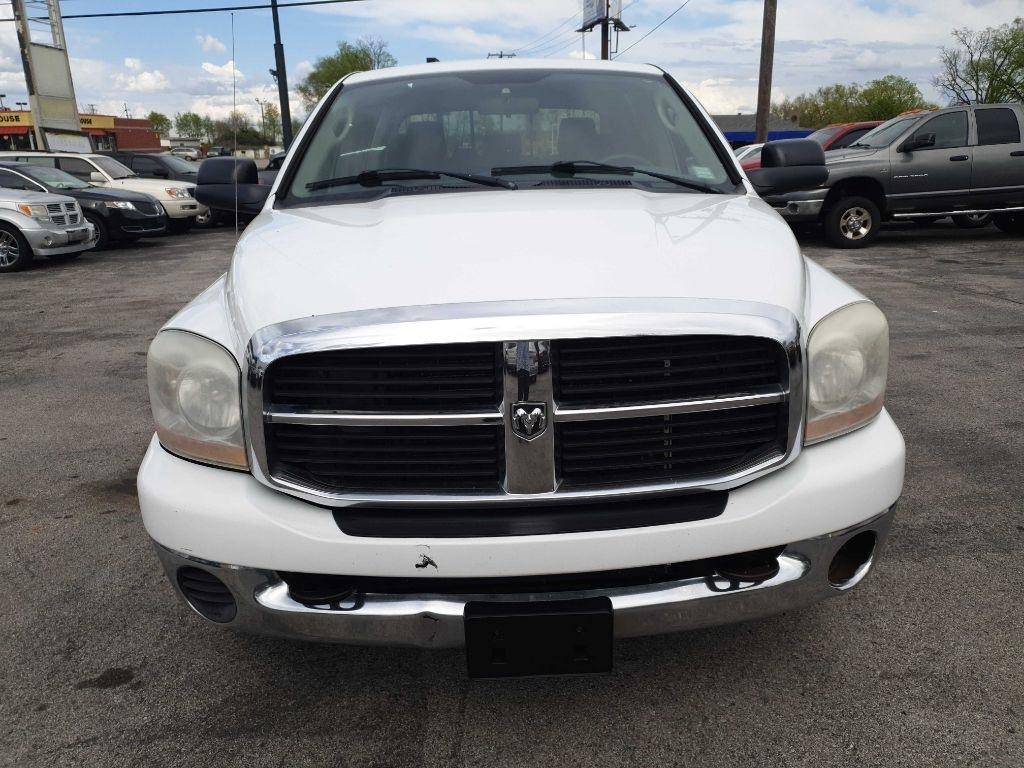 Dodge Ram 2500 4dr Mega Cab 160.5 SLT 2006