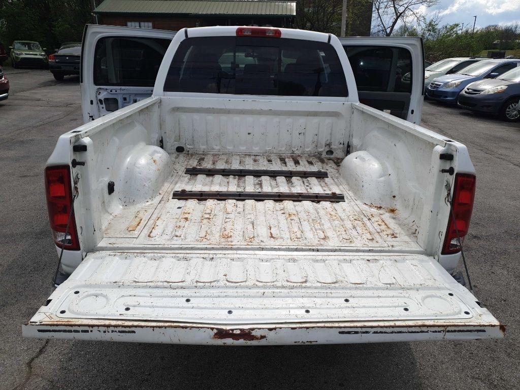 Dodge Ram 2500 4dr Mega Cab 160.5 SLT 2006