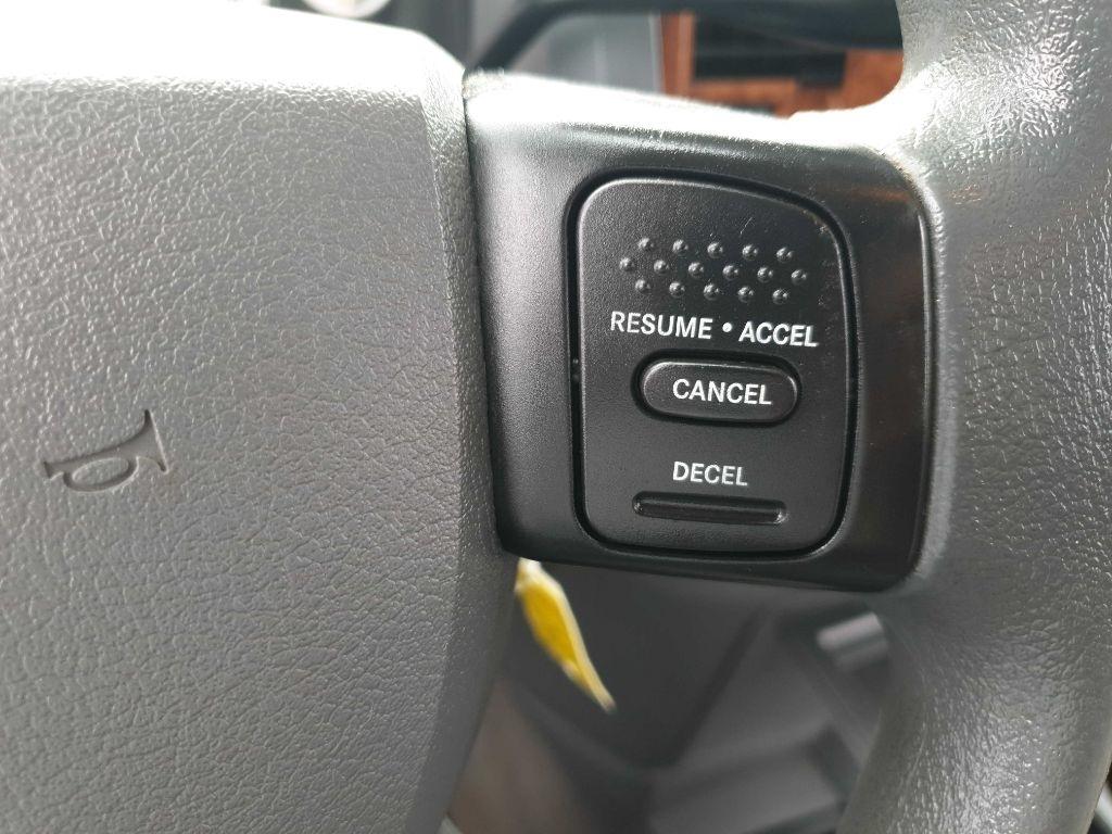 Dodge Ram 2500 4dr Mega Cab 160.5 SLT 2006