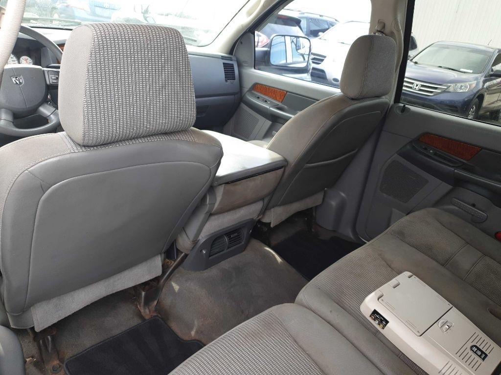 Dodge Ram 2500 4dr Mega Cab 160.5 SLT 2006