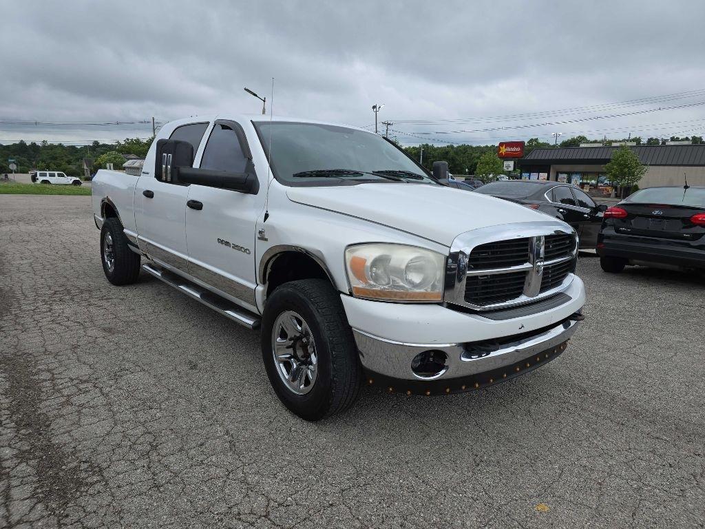 Dodge Ram 2500 4dr Mega Cab 160.5 SLT 2006