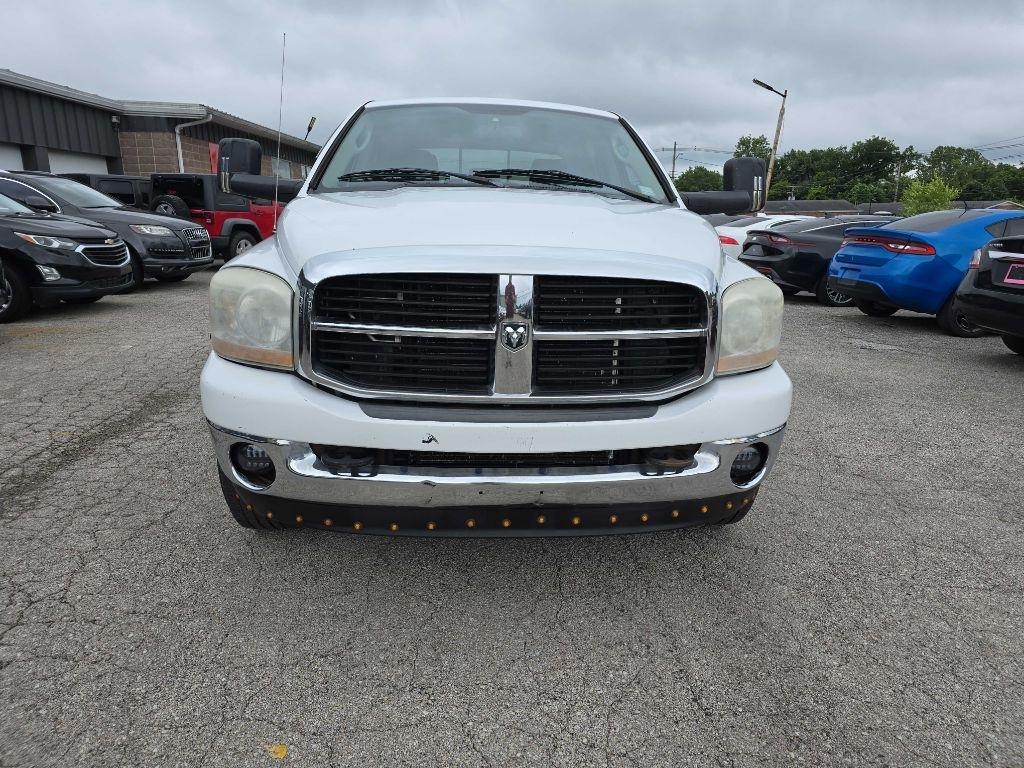 Dodge Ram 2500 4dr Mega Cab 160.5 SLT 2006