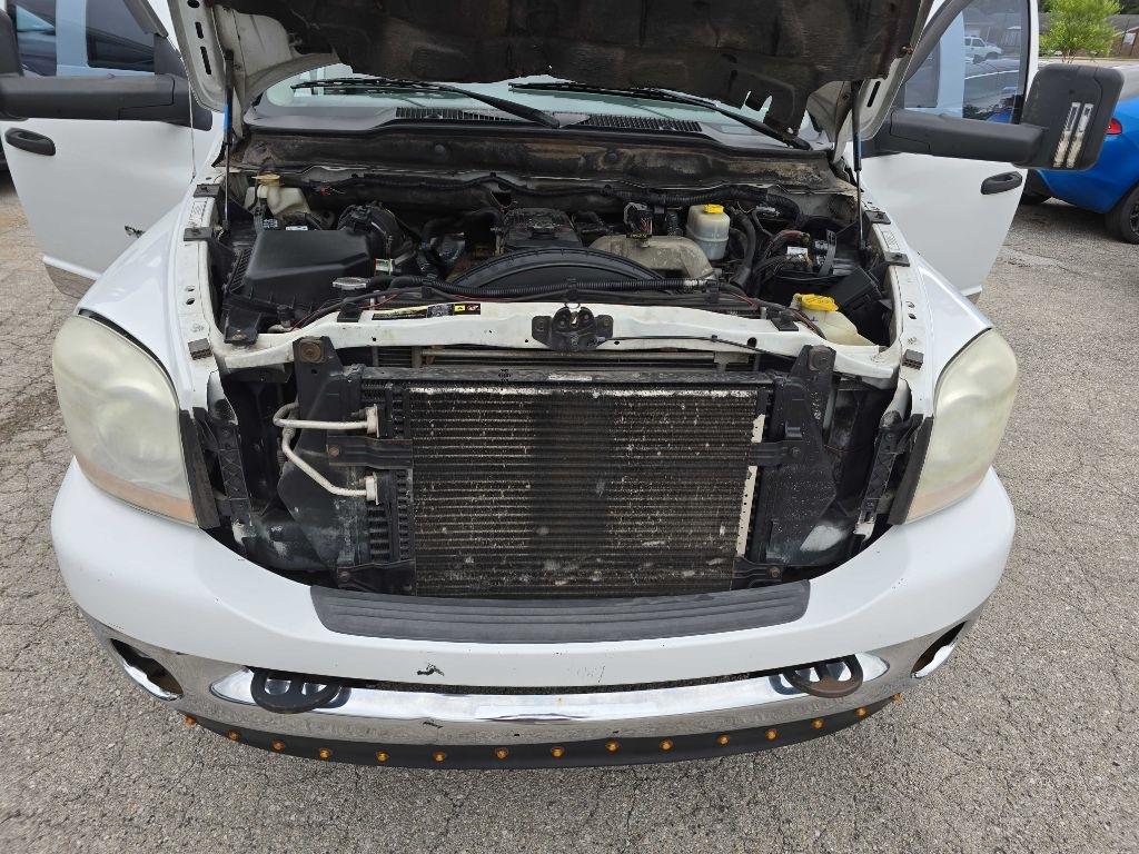 Dodge Ram 2500 4dr Mega Cab 160.5 SLT 2006
