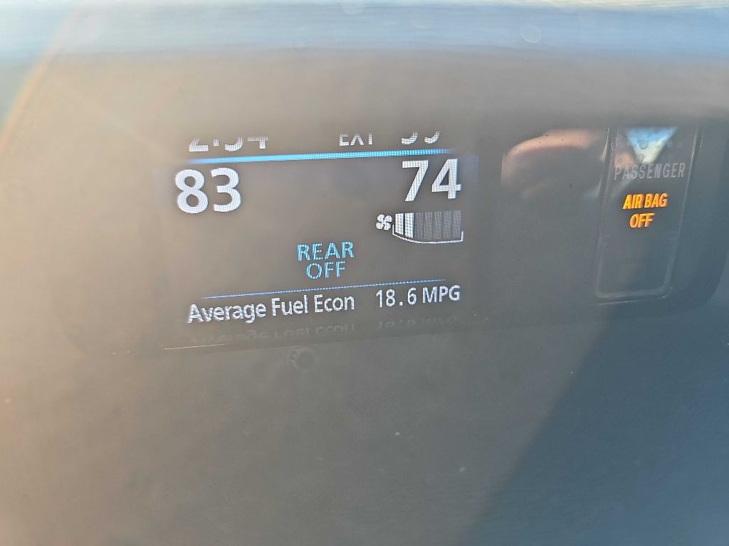 Toyota Sienna 5dr 7-Pass Van V6 LE AAS FWD (Natl) 2013 Toyota Sienna 5dr 7-Pass Van V6 LE AAS FWD (Natl) 2013