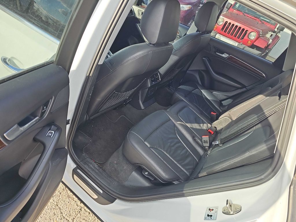 Audi Q5 quattro 4dr 2.0T Premium Plus 2015 Audi Q5 quattro 4dr 2.0T Premium Plus 2015