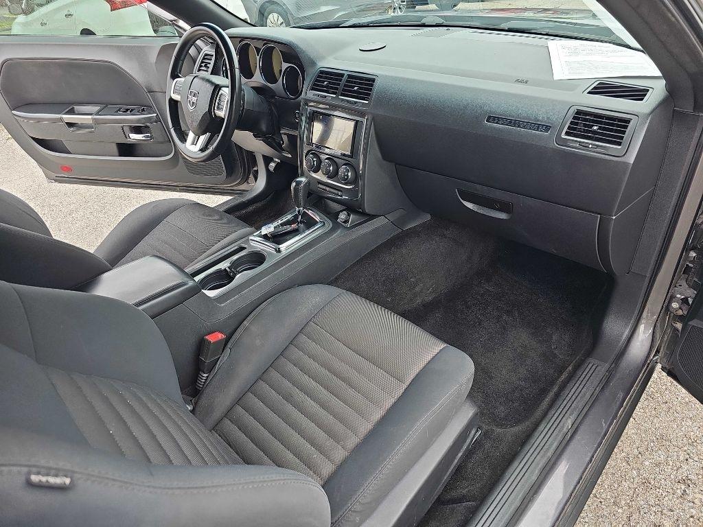 2014 Dodge Challenger SXT - Photo 33