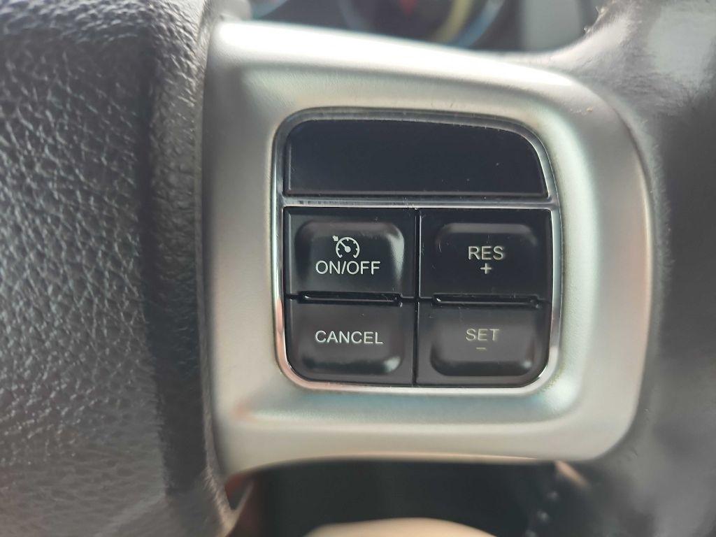 2014 Dodge Challenger SXT - Photo 41