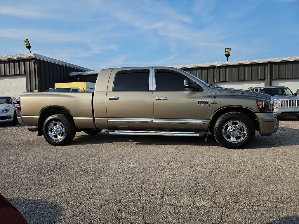 Dodge Ram 3500 2WD Mega Cab 160.5" Laramie 2008 Dodge Ram 3500 2WD Mega Cab 160.5" Laramie 2008