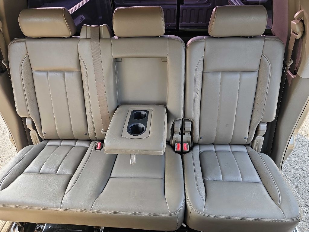 Dodge Ram 3500 2WD Mega Cab 160.5" Laramie 2008 Dodge Ram 3500 2WD Mega Cab 160.5" Laramie 2008