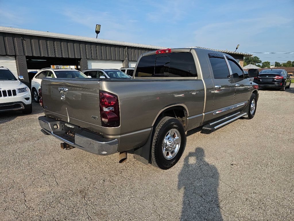 Dodge Ram 3500 2WD Mega Cab 160.5" Laramie 2008