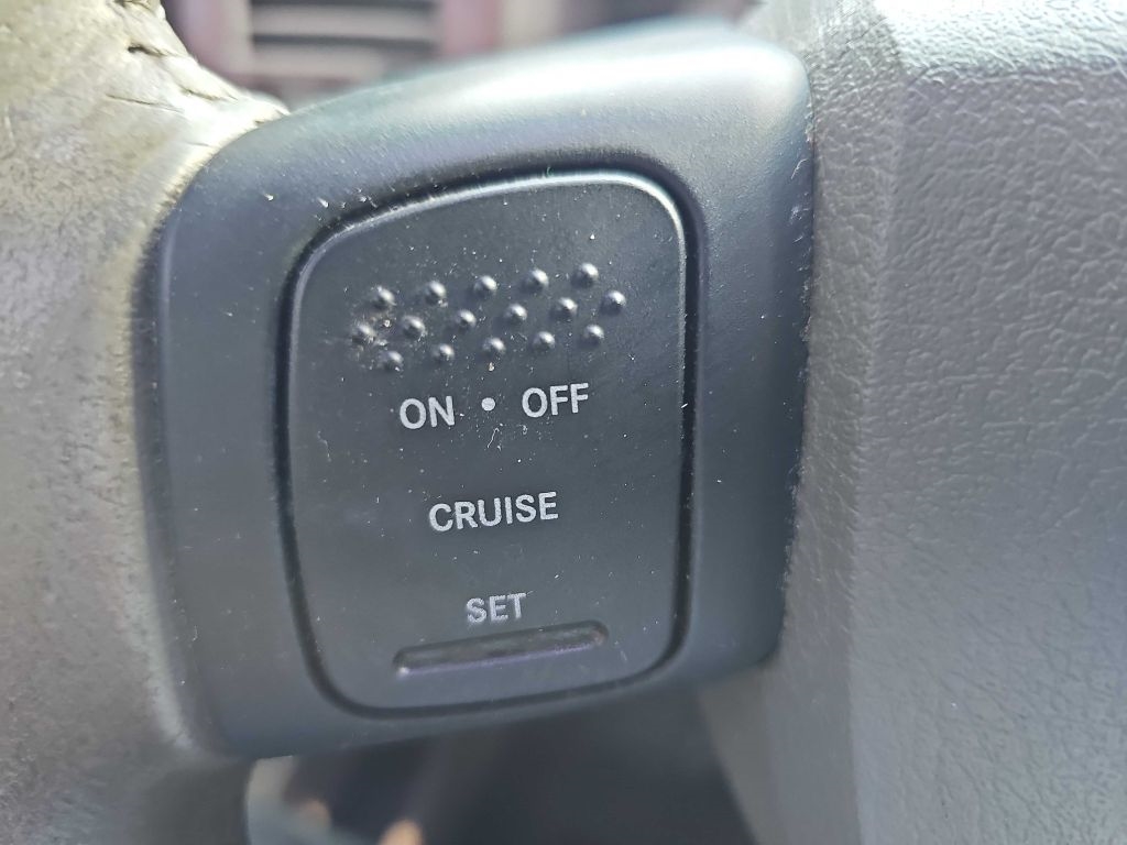 Dodge Ram 3500 2WD Mega Cab 160.5" Laramie 2008