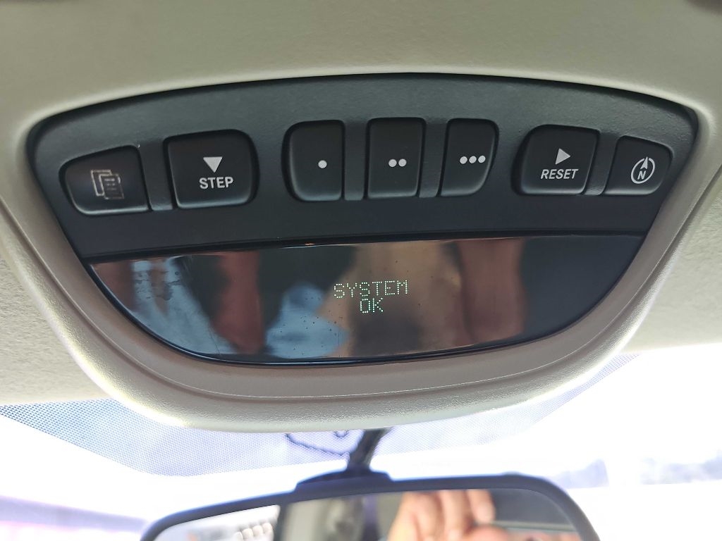 Dodge Ram 3500 2WD Mega Cab 160.5" Laramie 2008