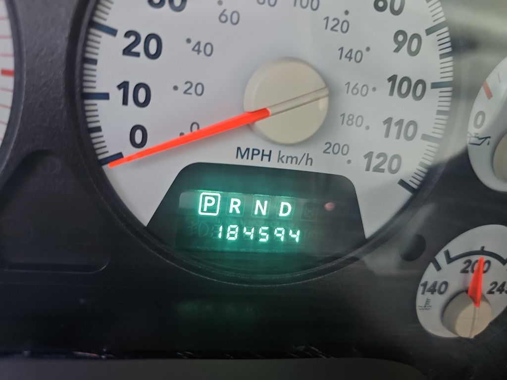 Dodge Ram 3500 2WD Mega Cab 160.5" Laramie 2008