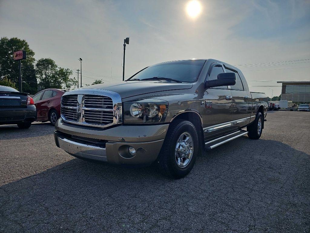 Dodge Ram 3500 2WD Mega Cab 160.5" Laramie 2008