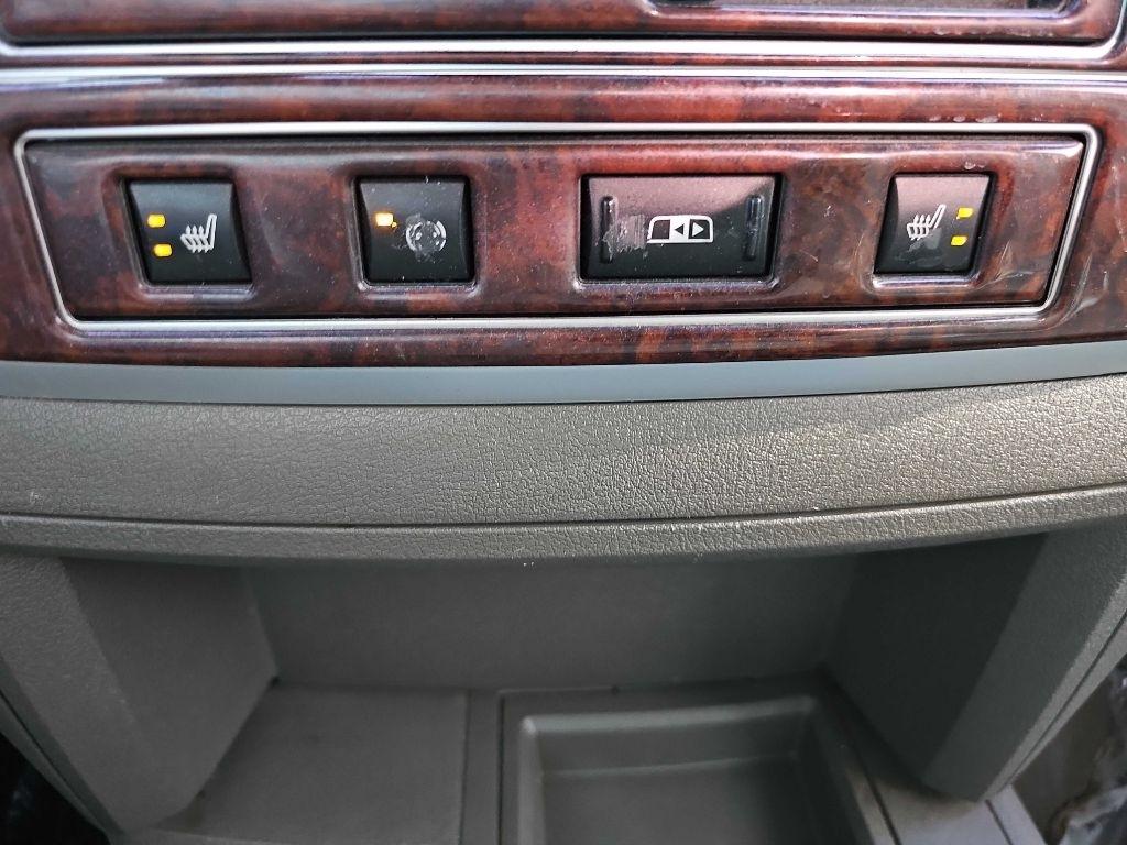 Dodge Ram 3500 2WD Mega Cab 160.5" Laramie 2008