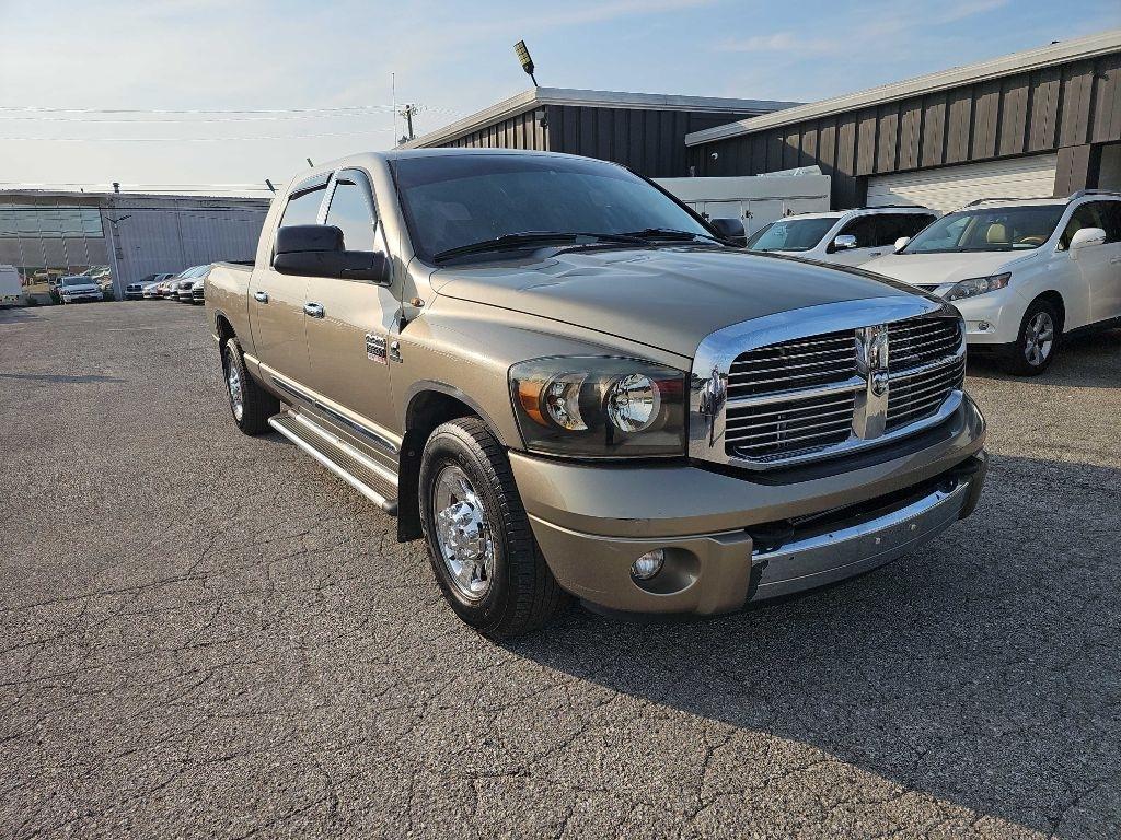 Dodge Ram 3500 2WD Mega Cab 160.5" Laramie 2008