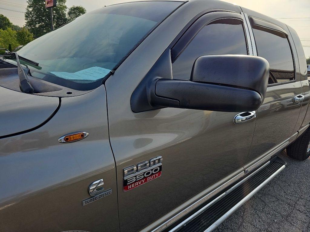 Dodge Ram 3500 2WD Mega Cab 160.5" Laramie 2008