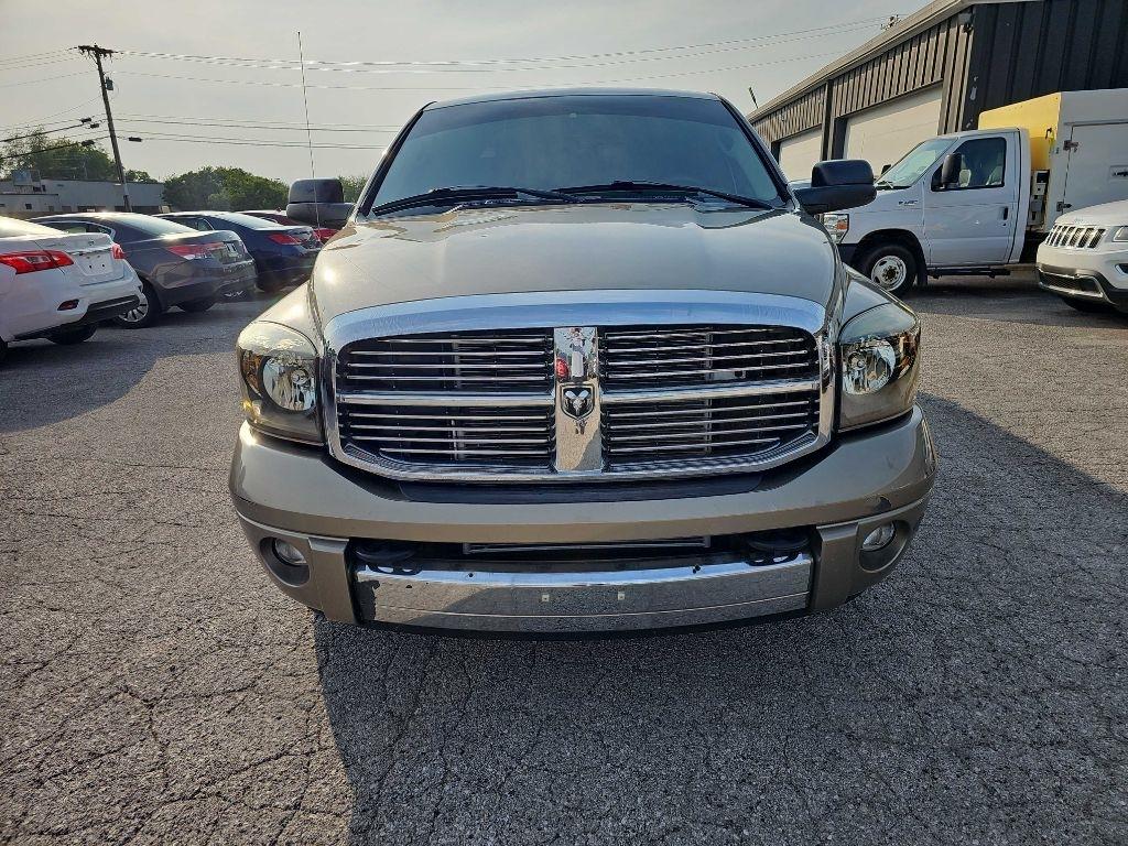 Dodge Ram 3500 2WD Mega Cab 160.5" Laramie 2008