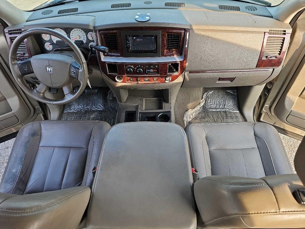 Dodge Ram 3500 2WD Mega Cab 160.5" Laramie 2008