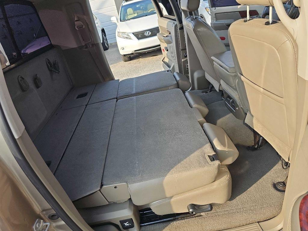 Dodge Ram 3500 2WD Mega Cab 160.5" Laramie 2008