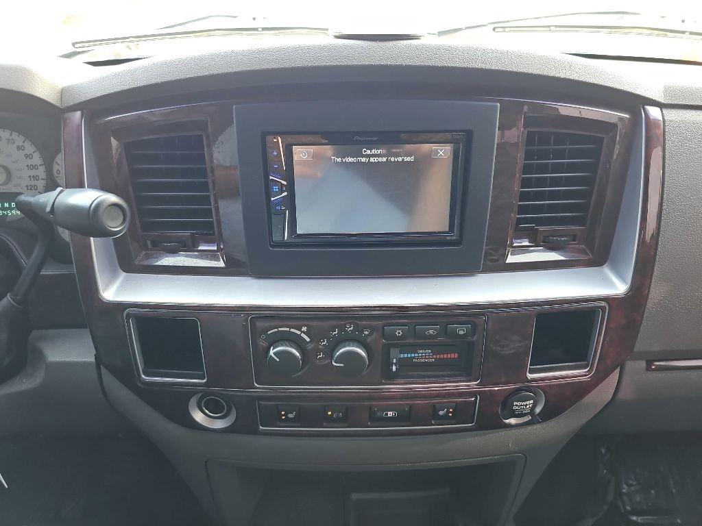 Dodge Ram 3500 2WD Mega Cab 160.5" Laramie 2008