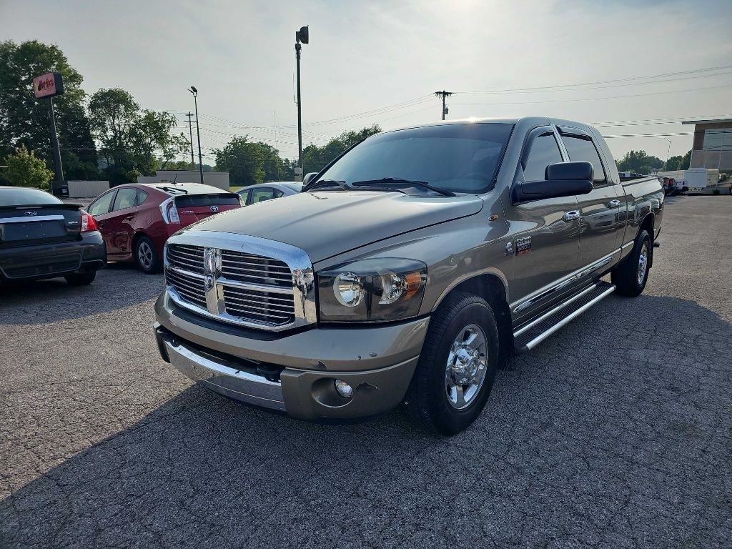 Dodge Ram 3500 2WD Mega Cab 160.5" Laramie 2008