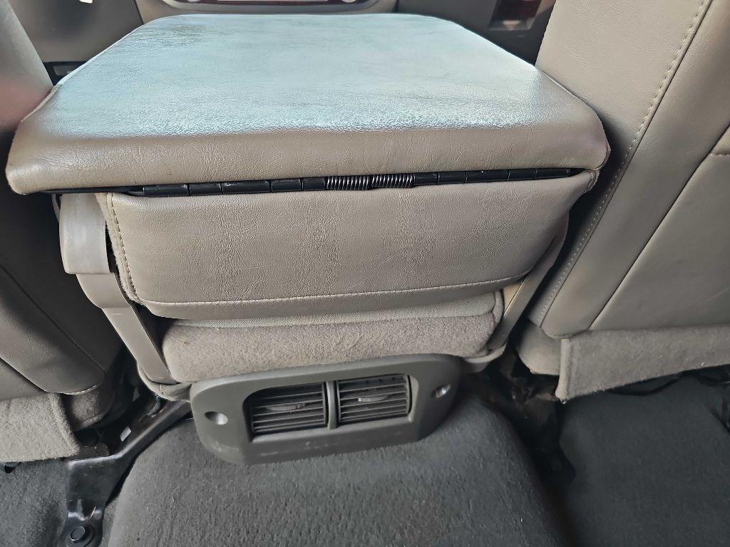 Dodge Ram 3500 2WD Mega Cab 160.5" Laramie 2008