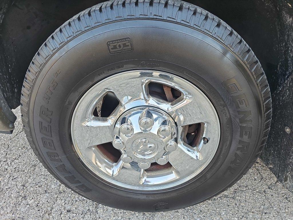 Dodge Ram 3500 2WD Mega Cab 160.5" Laramie 2008