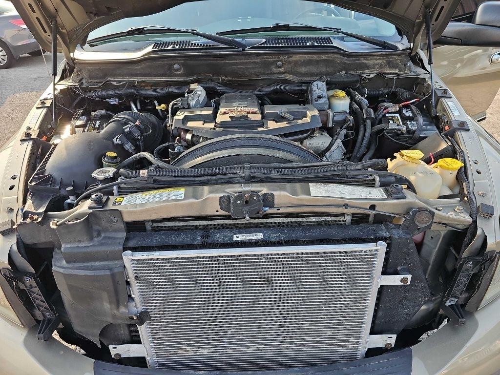 Dodge Ram 3500 2WD Mega Cab 160.5" Laramie 2008