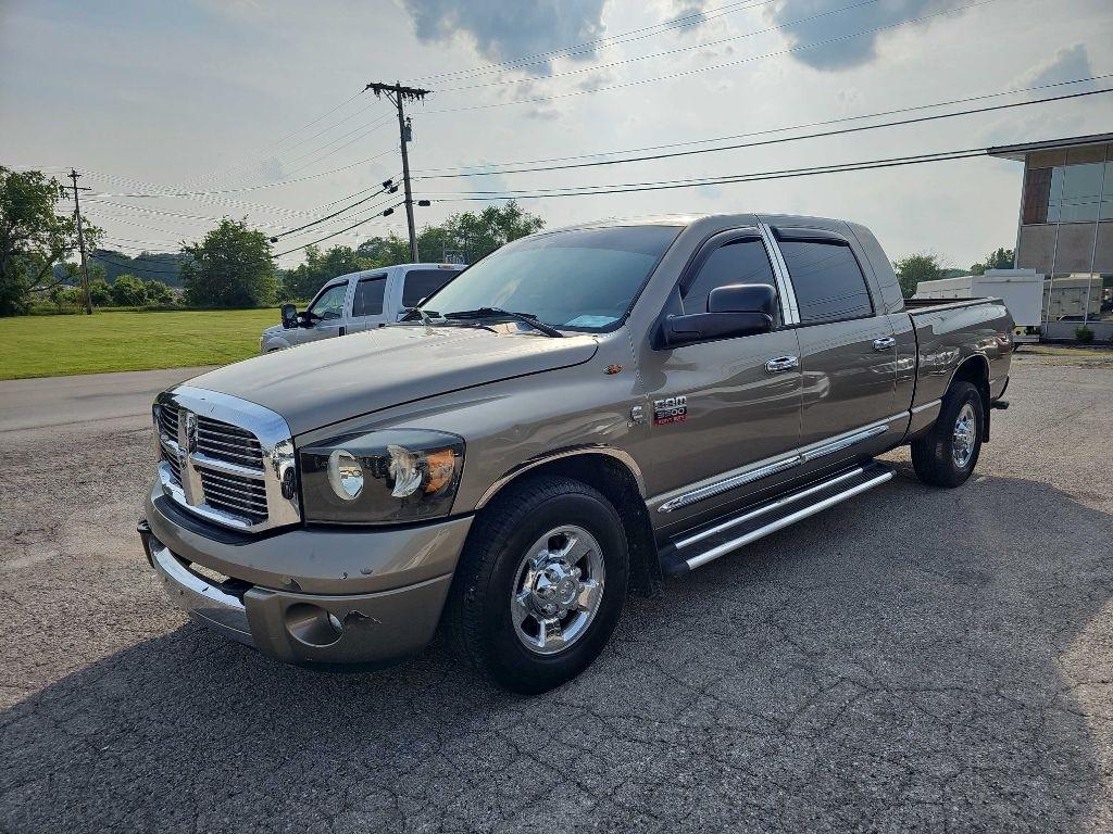 Dodge Ram 3500 2WD Mega Cab 160.5" Laramie 2008