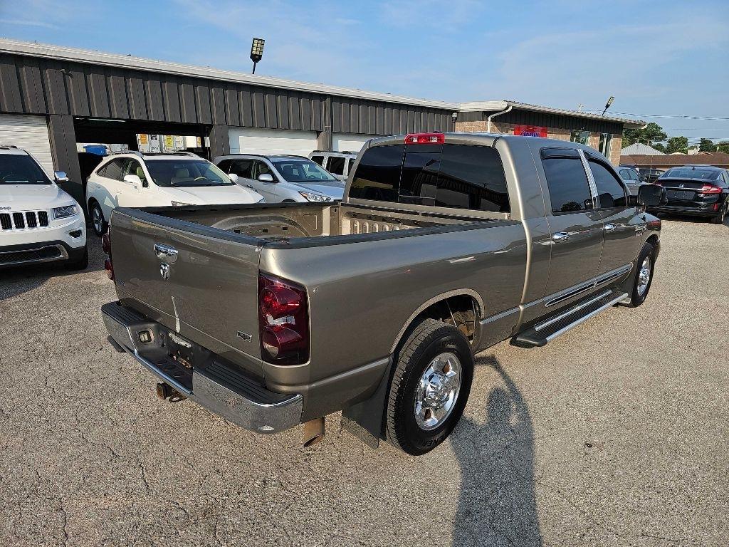 Dodge Ram 3500 2WD Mega Cab 160.5" Laramie 2008