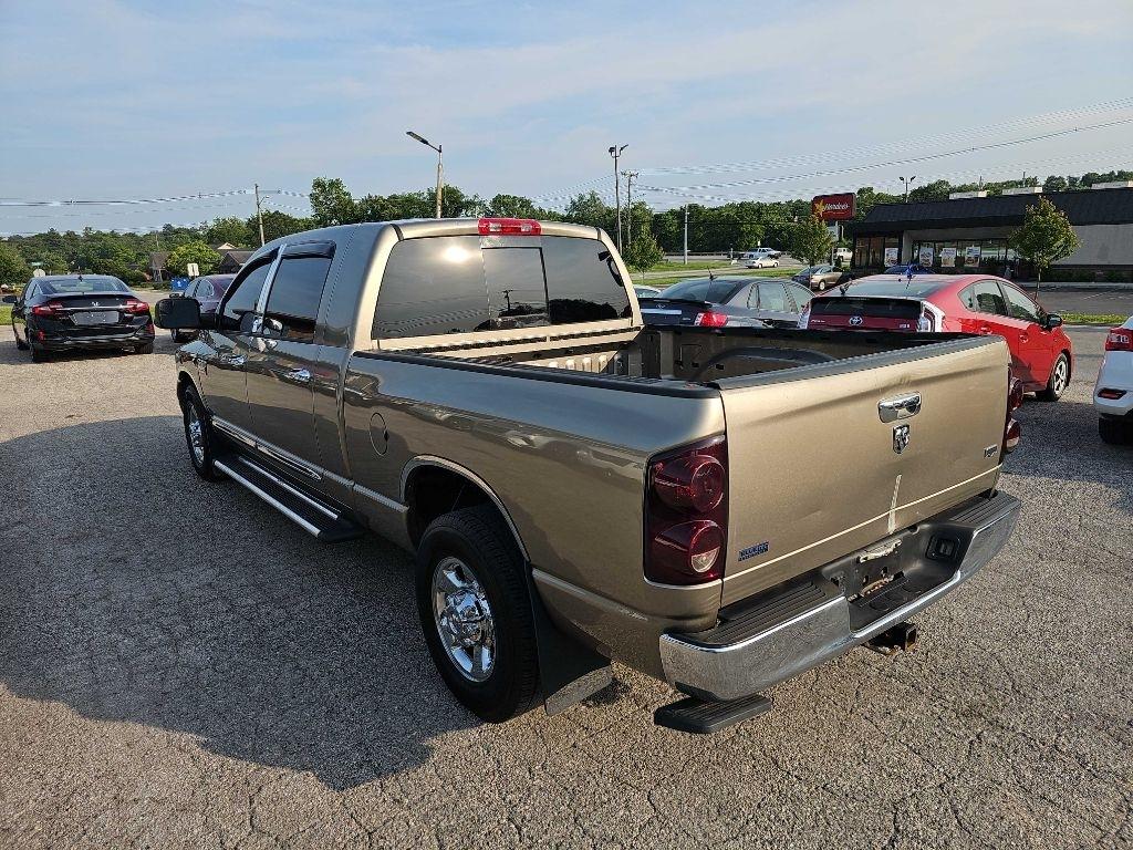 Dodge Ram 3500 2WD Mega Cab 160.5" Laramie 2008