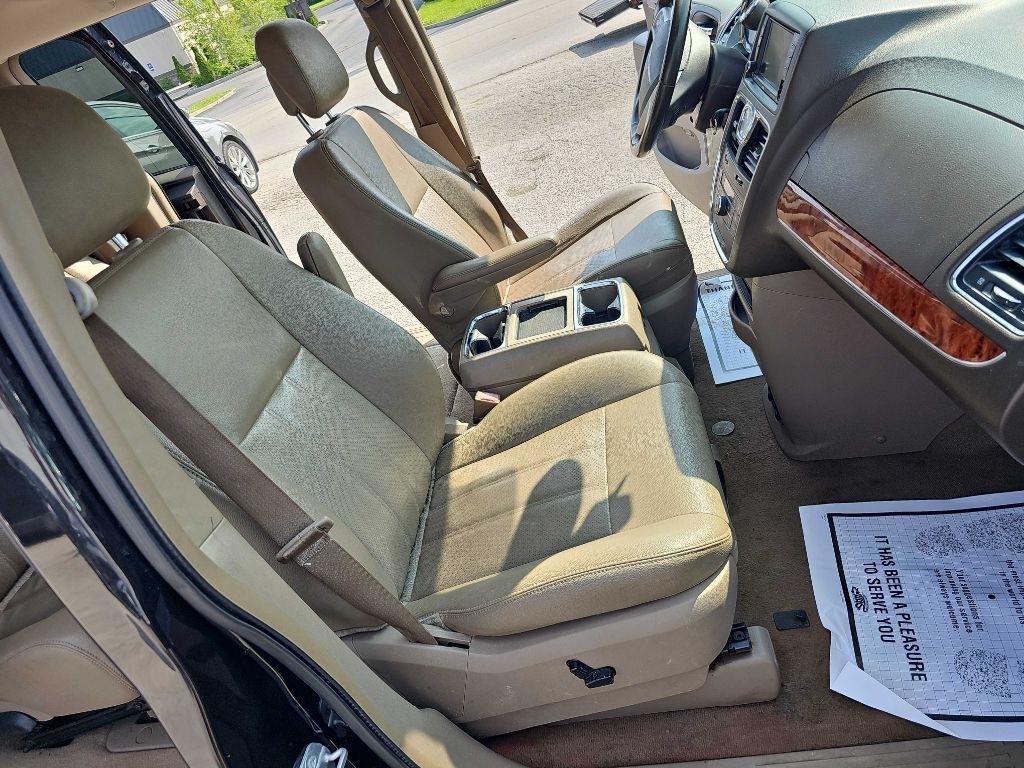 Chrysler Town & Country 4dr Wgn Touring-L 2015