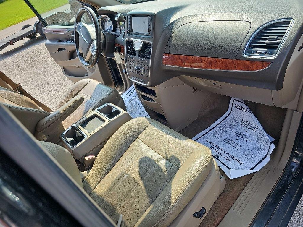 Chrysler Town & Country 4dr Wgn Touring-L 2015