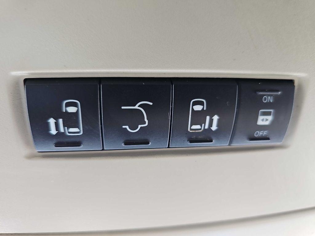 Chrysler Town & Country 4dr Wgn Touring-L 2015