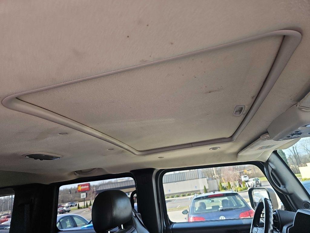 HUMMER H2 4WD 4dr SUV Adventure 2005