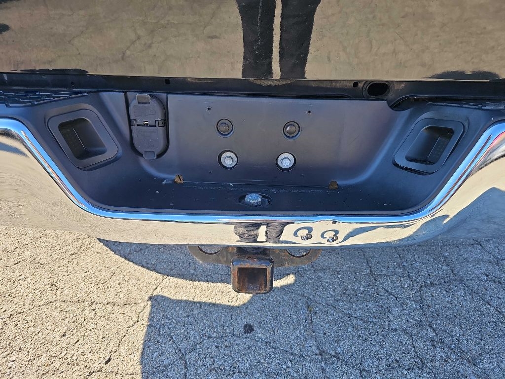 RAM 1500 Classic SLT 4x4 Crew Cab 5'7" Box 2019