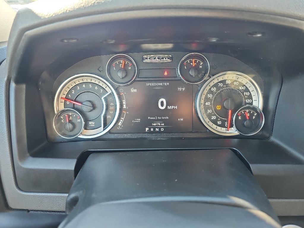 RAM 1500 Classic SLT 4x4 Crew Cab 5'7" Box 2019