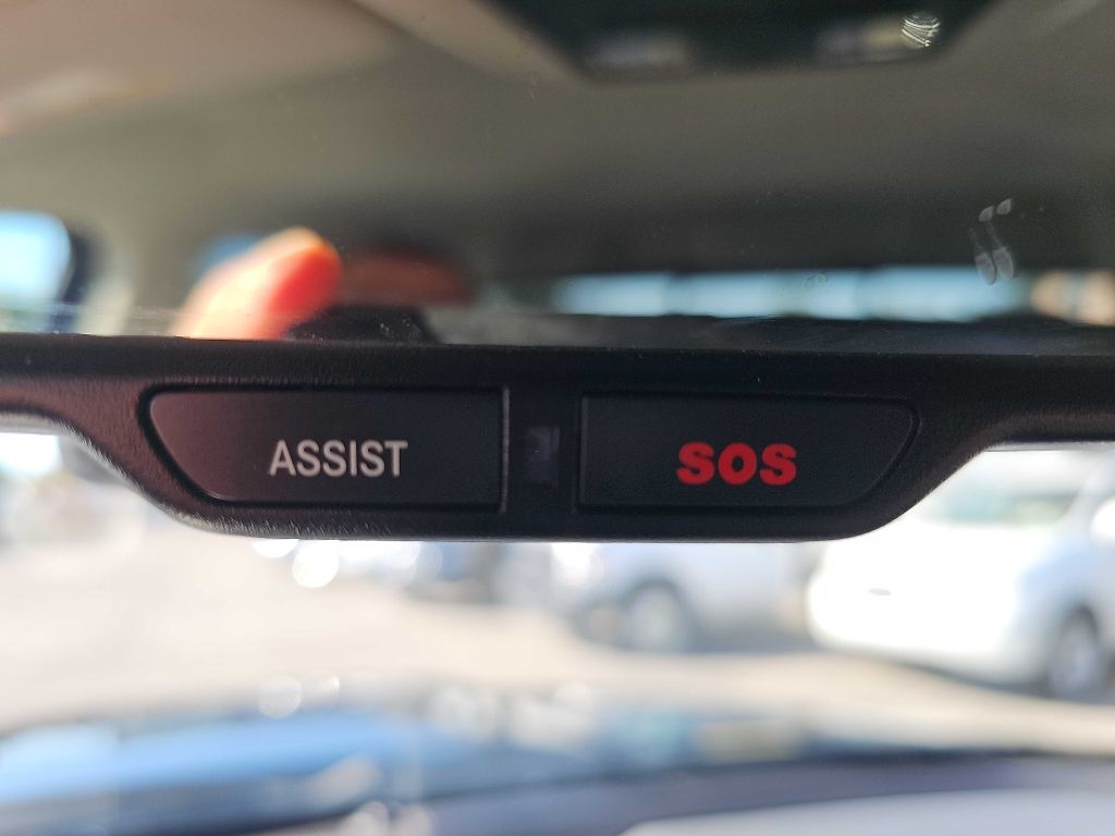 RAM 1500 Classic SLT 4x4 Crew Cab 5'7" Box 2019